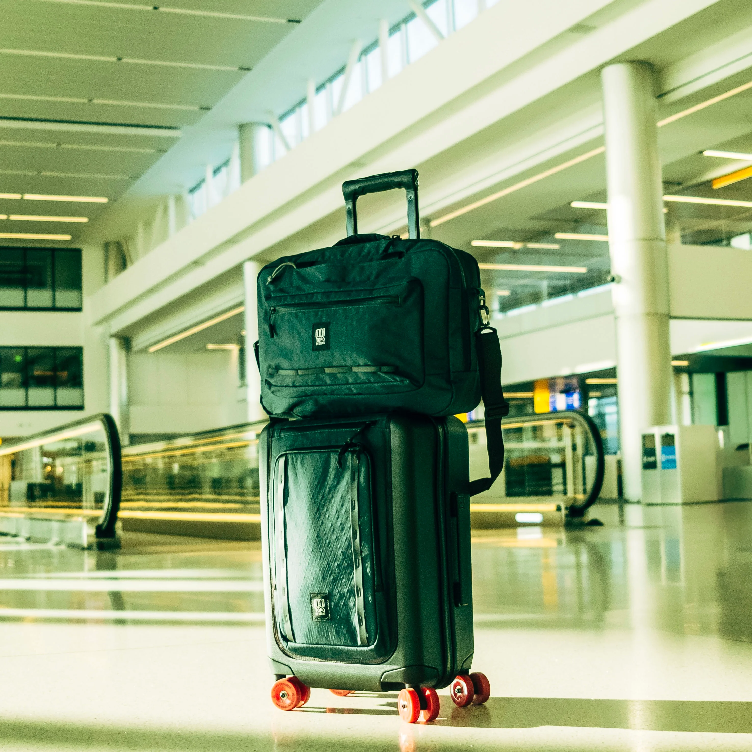 Global Pro Travel Roller Bag - Image 2