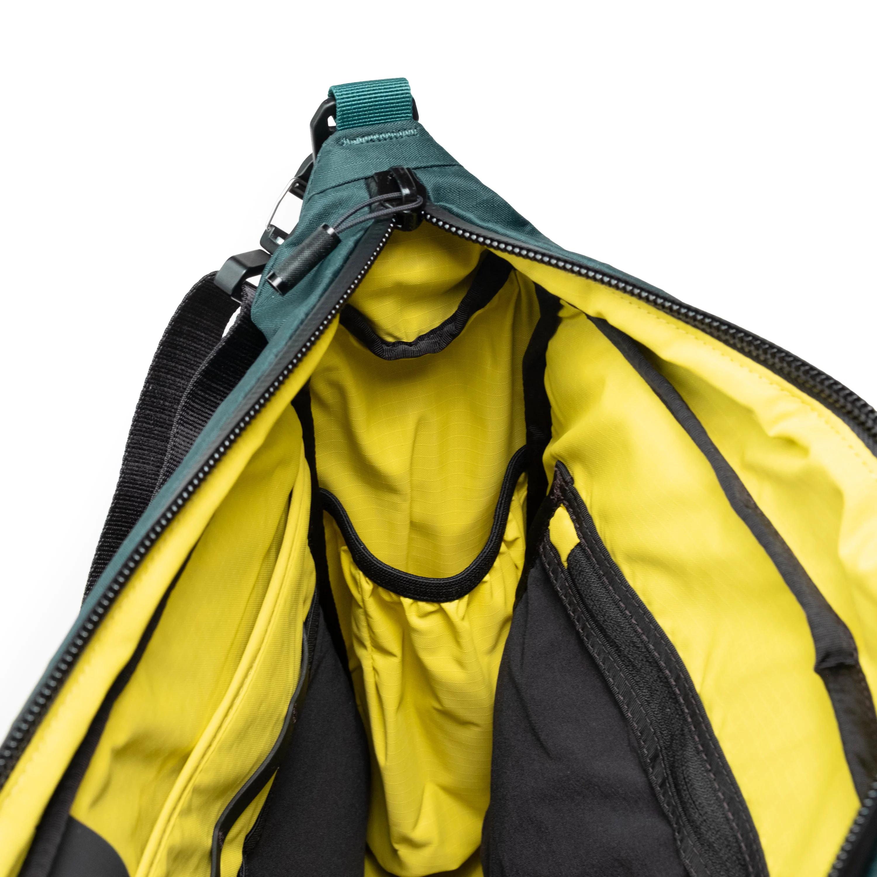Global Pro Travel Tote - Image 12