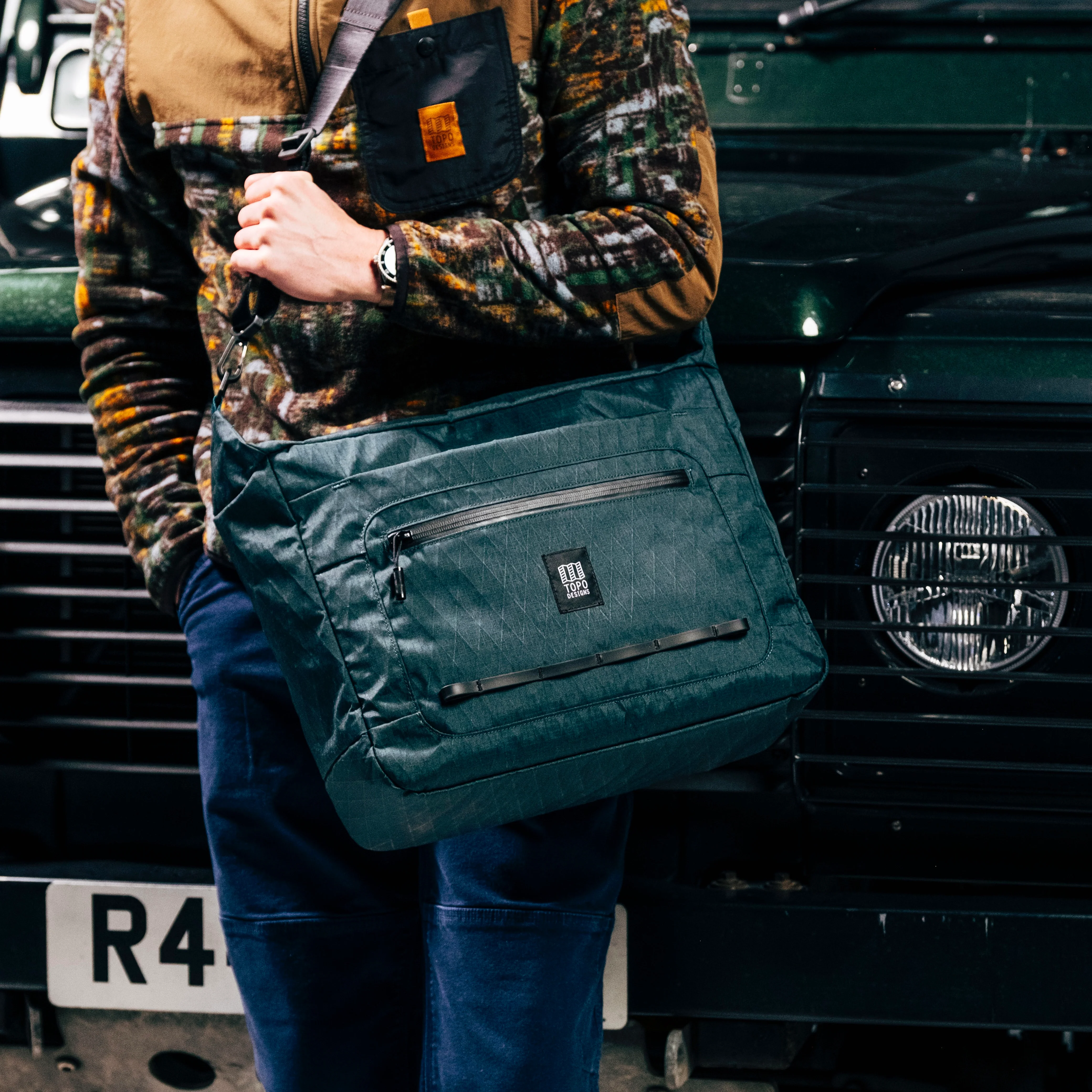 Global Pro Travel Tote - Image 2