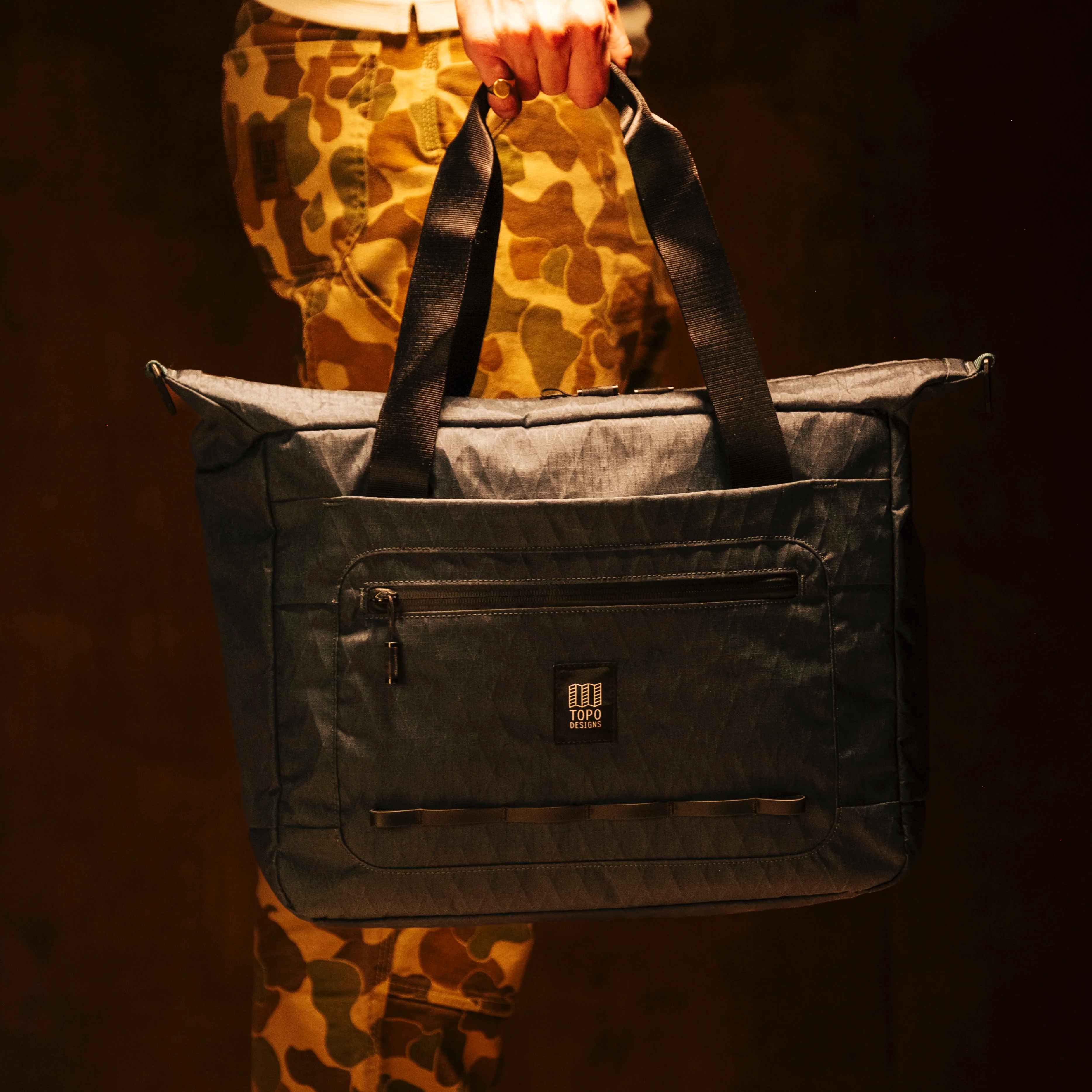 Global Pro Travel Tote - Image 6