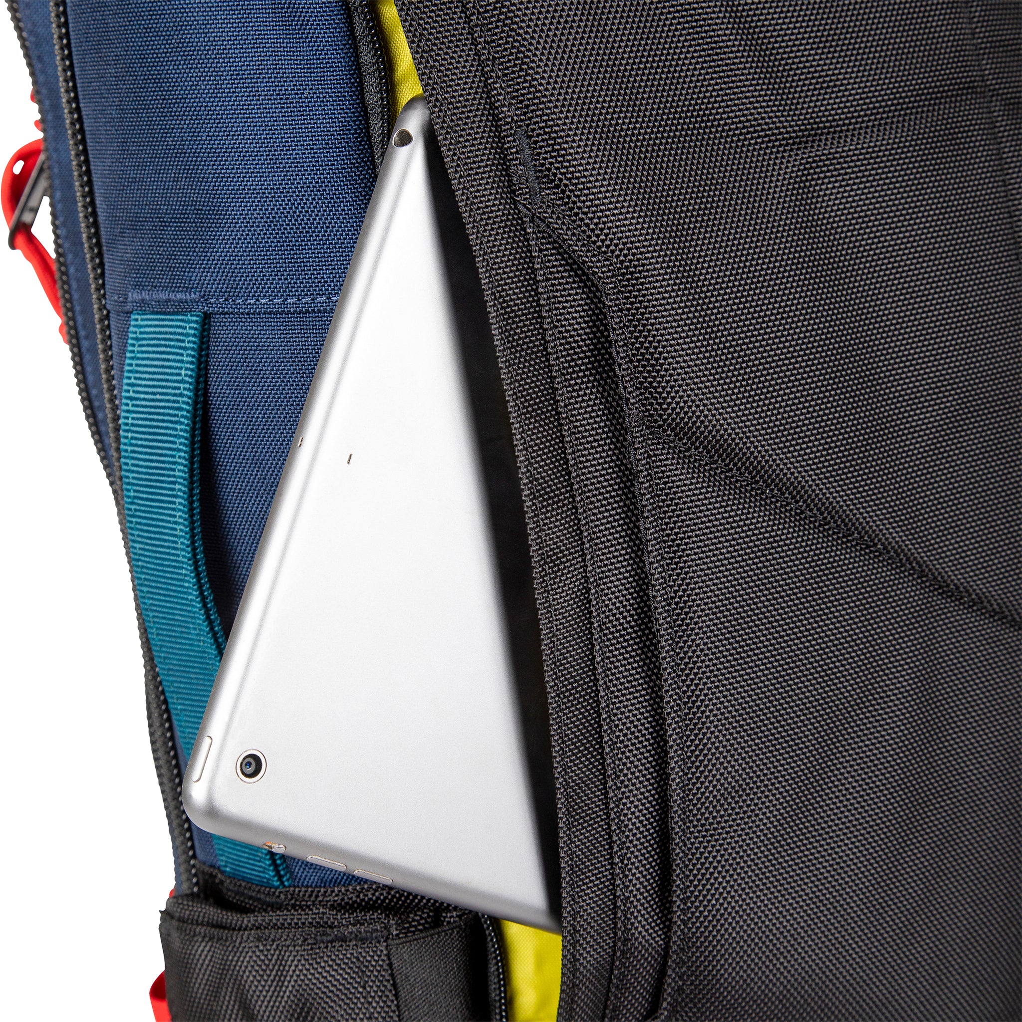 Global Travel Bag 30L - Final Sale - Image 42