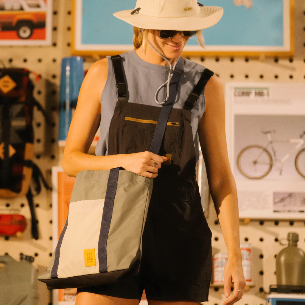 Mountain Essential Tote - Image 18